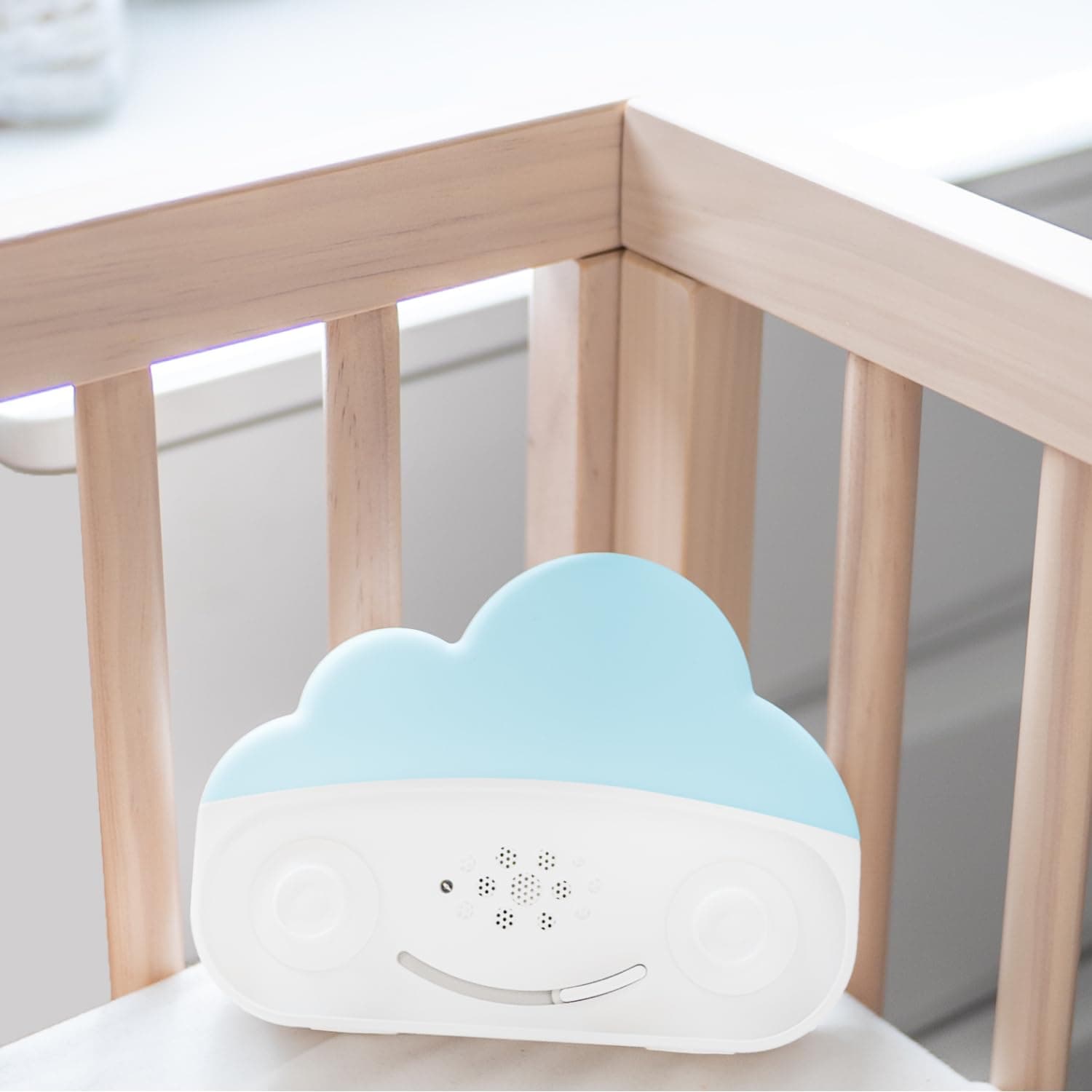 Happiest Baby SNOObie Smart White Noise Machine thumbnail 3