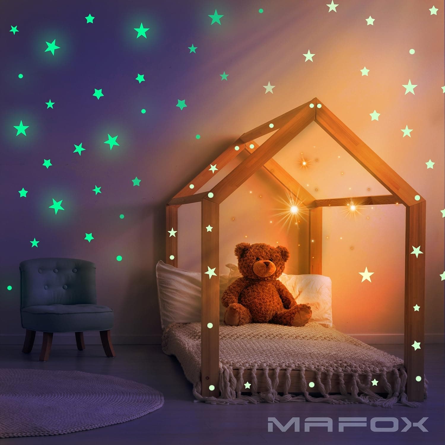 Glow in the Dark Stars & Moon Wall Stickers (200 pcs) thumbnail 3
